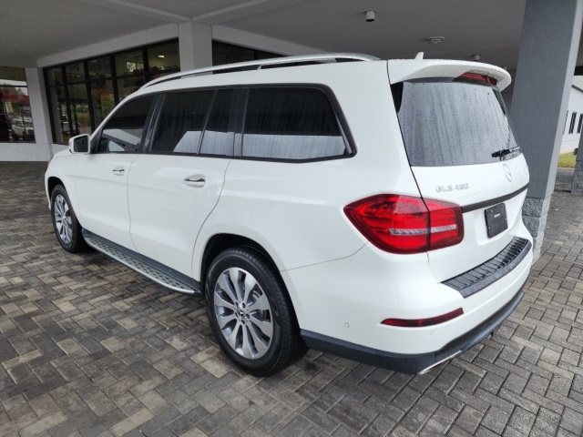 2017 Mercedes Benz GLS 450 4MATIC photo 3