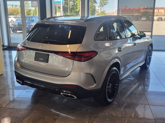 2026 Mercedes Benz GLC 300 photo 3