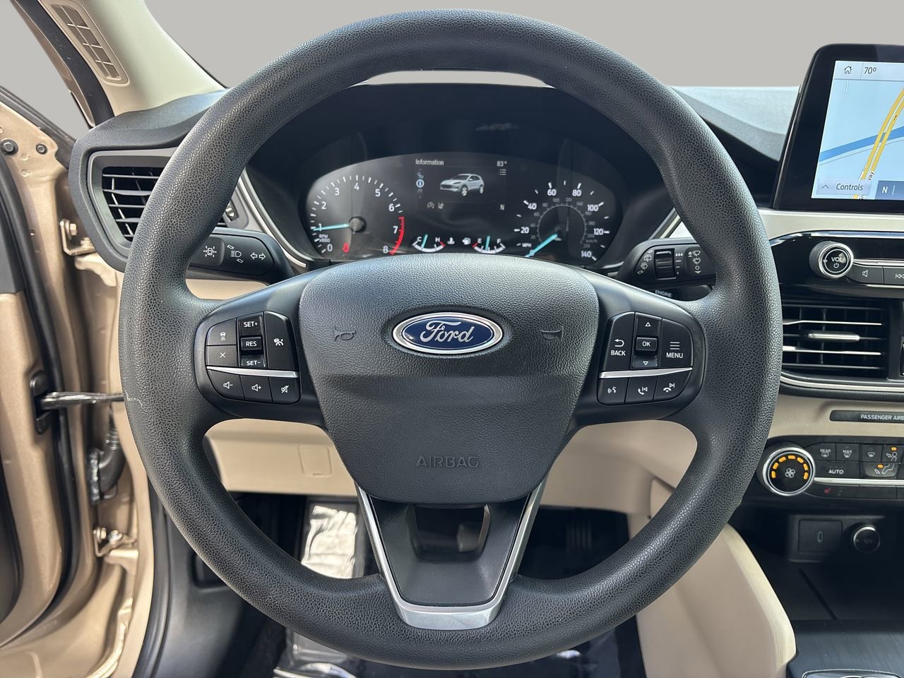 2020 Ford Escape SE Sport photo 28