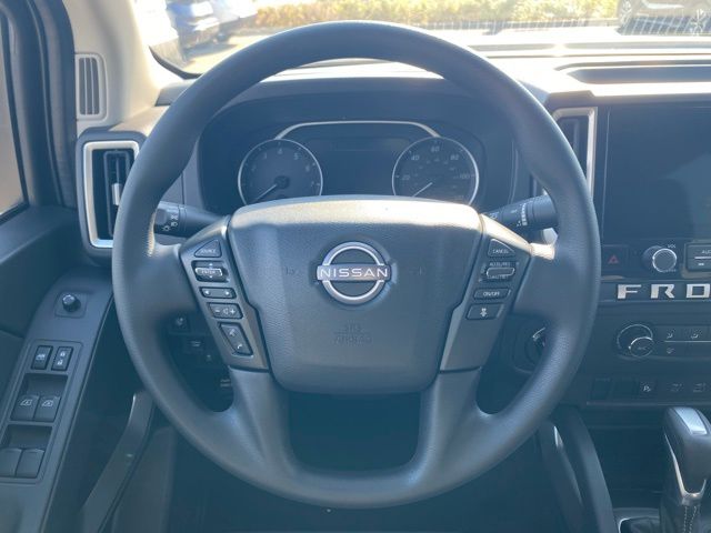 2026 Nissan Frontier SV photo 7