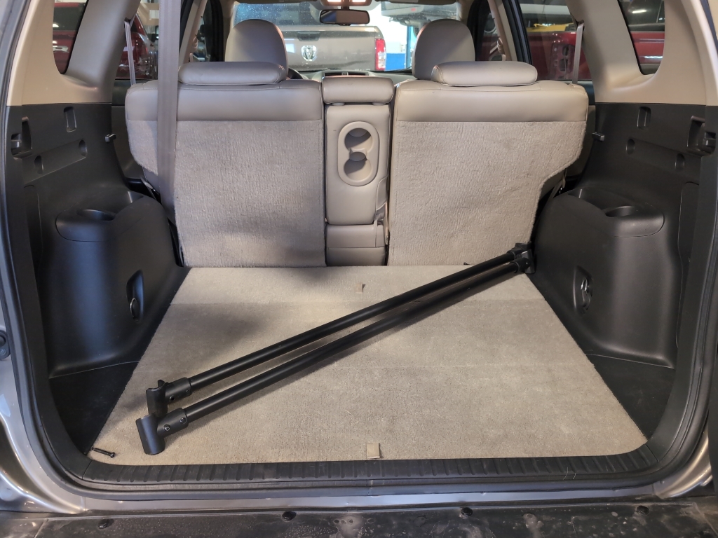 2010 Toyota RAV4 Limited photo 22