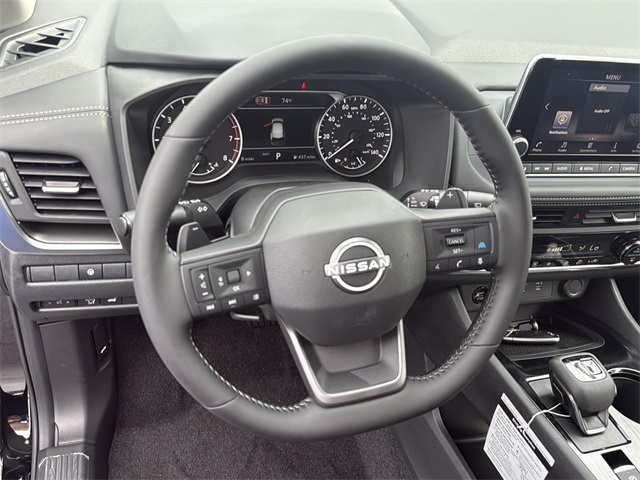 2026 Nissan Rogue SV photo 18