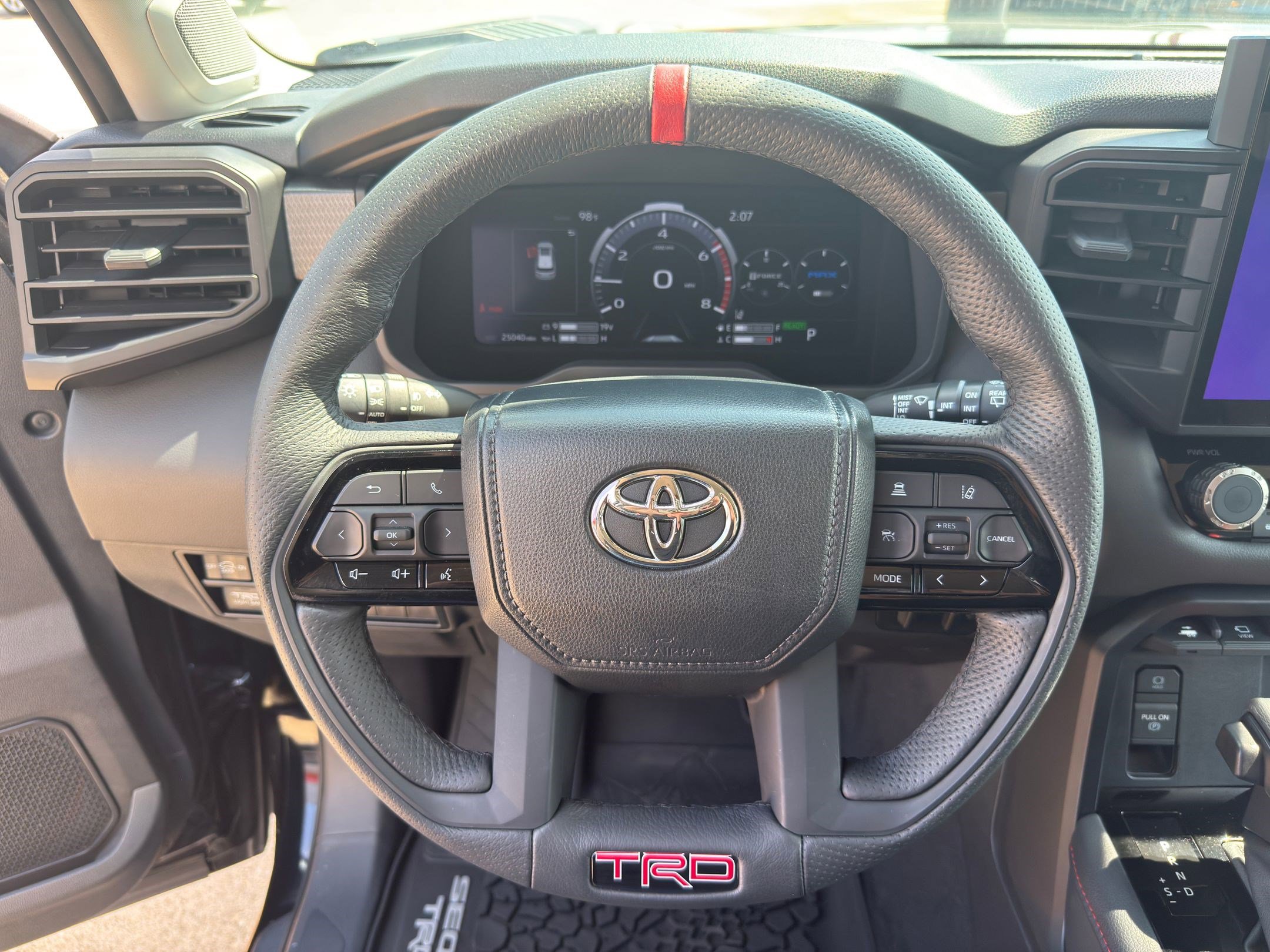 2023 Toyota Sequoia TRD Pro photo 14