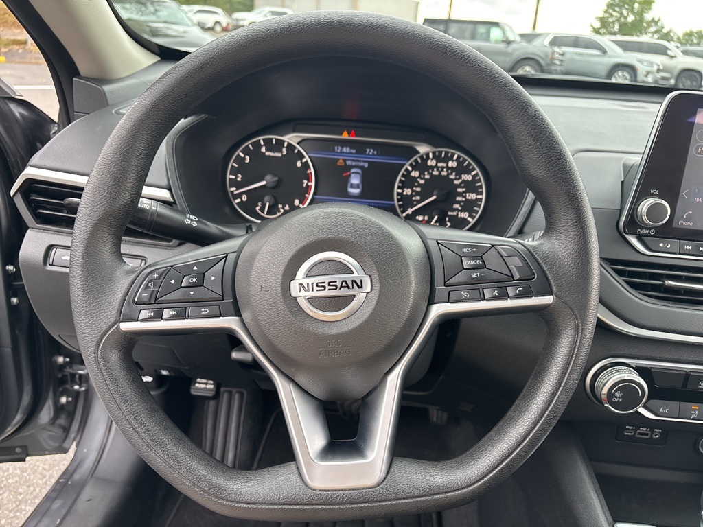 2022 Nissan Altima 2.5 SV photo 12