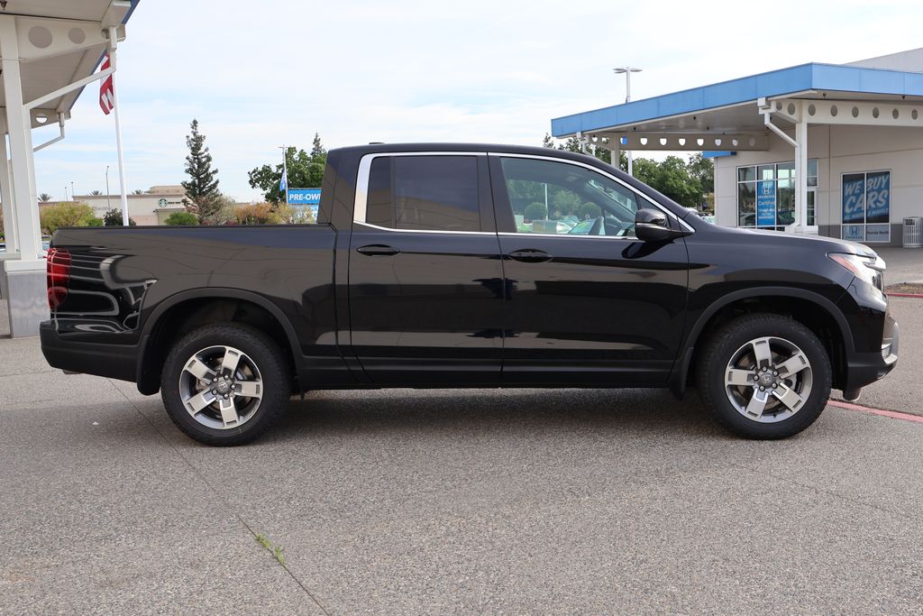 2025 Honda Ridgeline RTL photo 4