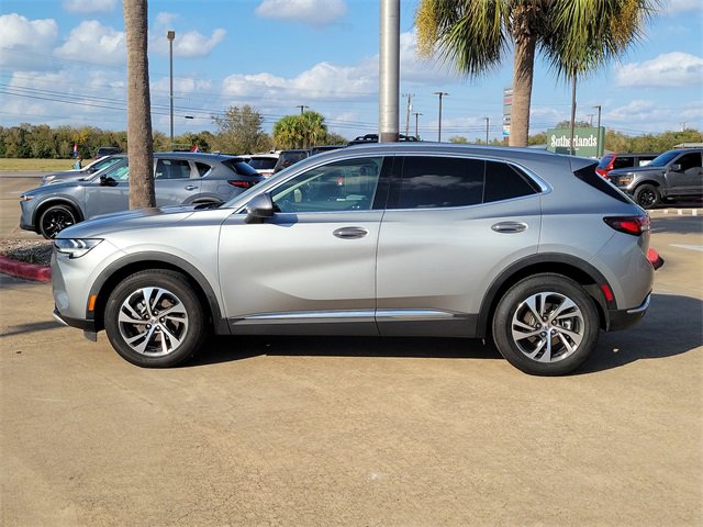 2023 Buick Envision Essence photo 3