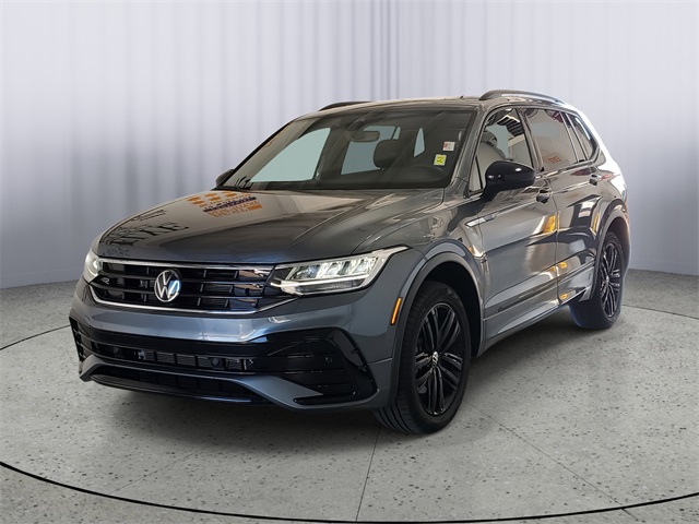 2022 Volkswagen Tiguan SE R-Line Black photo 3
