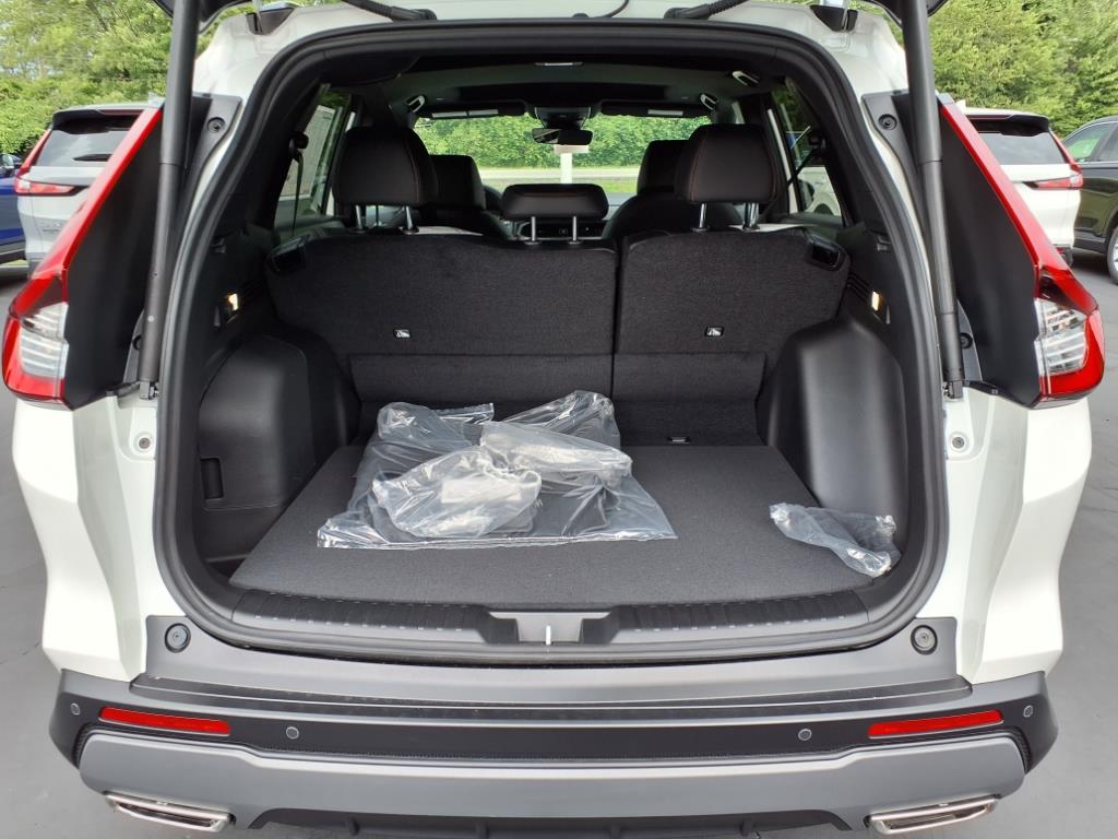 2026 Honda CR-V Hybrid Sport-L photo 5