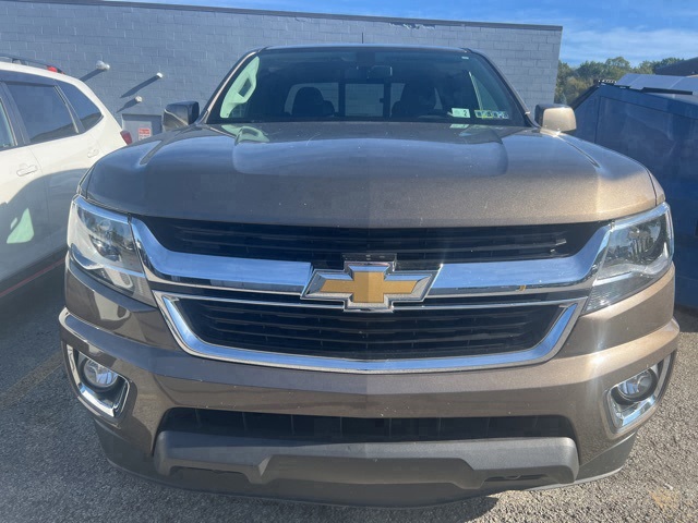 2016 Chevrolet Colorado LT photo 2