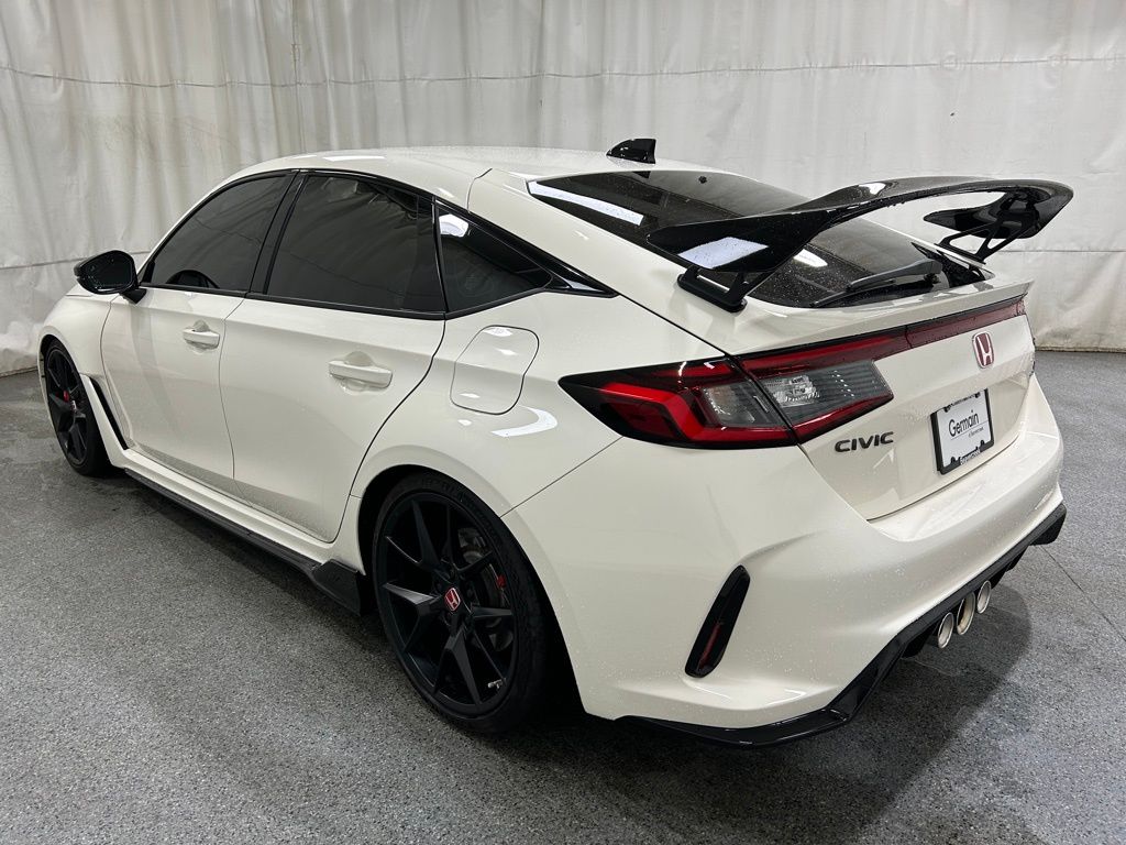 2024 Honda Civic Type R photo 5