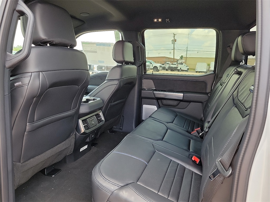 2025 Ford F-250 photo 16