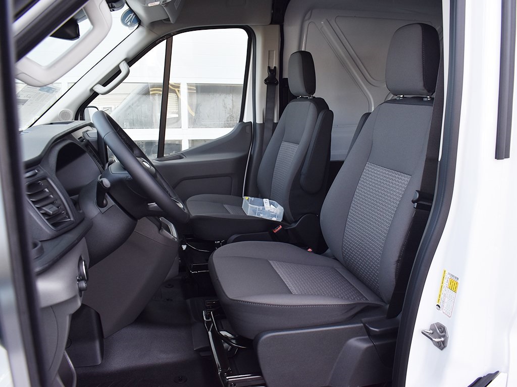 2026 Ford Transit Cargo Van XL photo 4