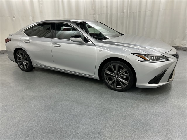 2021 Lexus ES F SPORT's photo