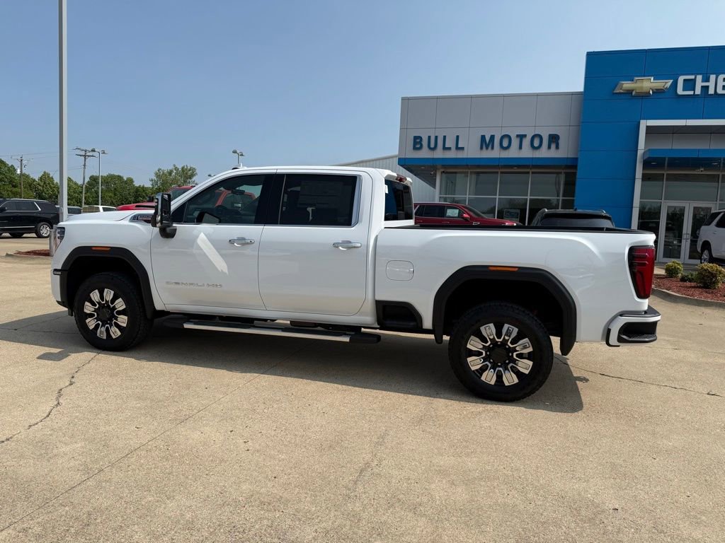 2025 GMC Sierra 2500HD Denali's photo