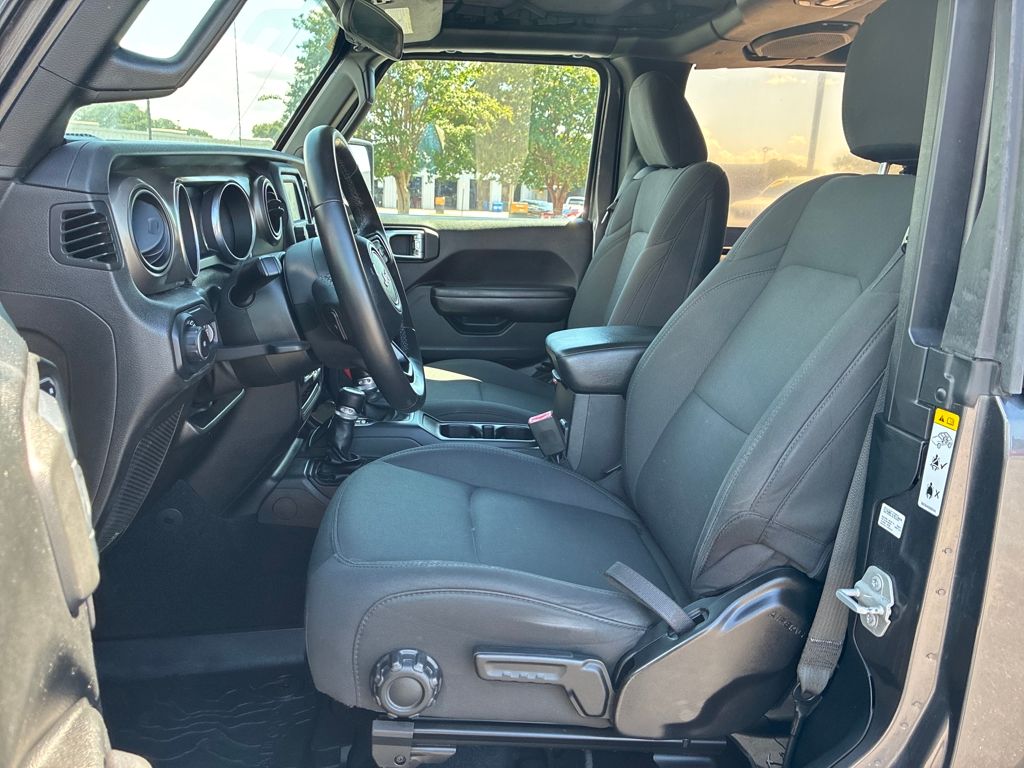 2018 Jeep Wrangler Sport S photo 15