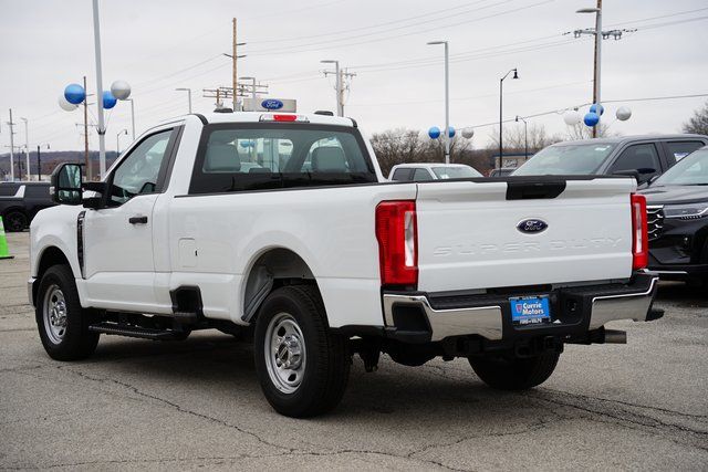 2023 FORD F-350 - Image 5