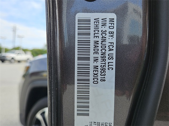 2024 Jeep Compass Limited photo 18