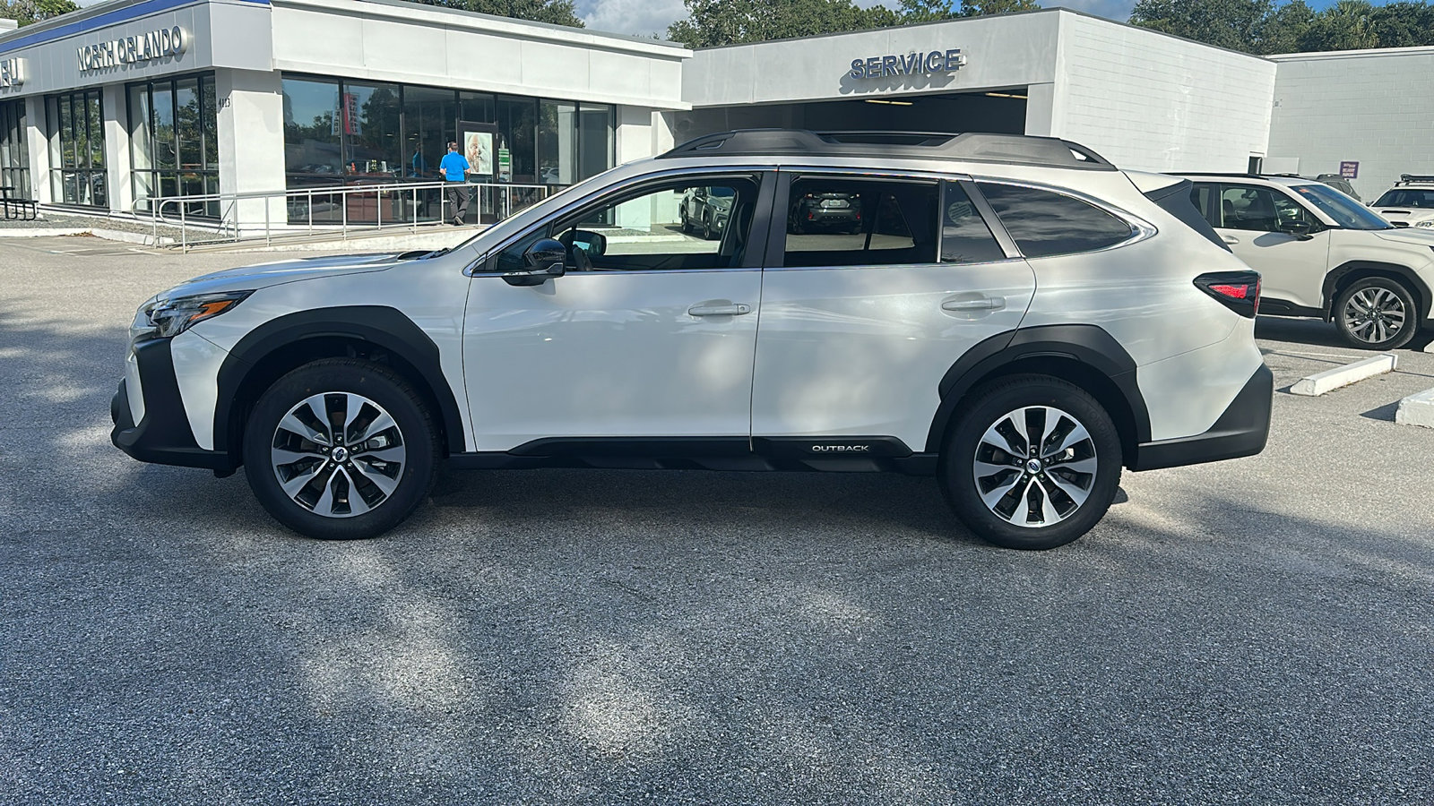 2025 Subaru Outback Limited photo 4