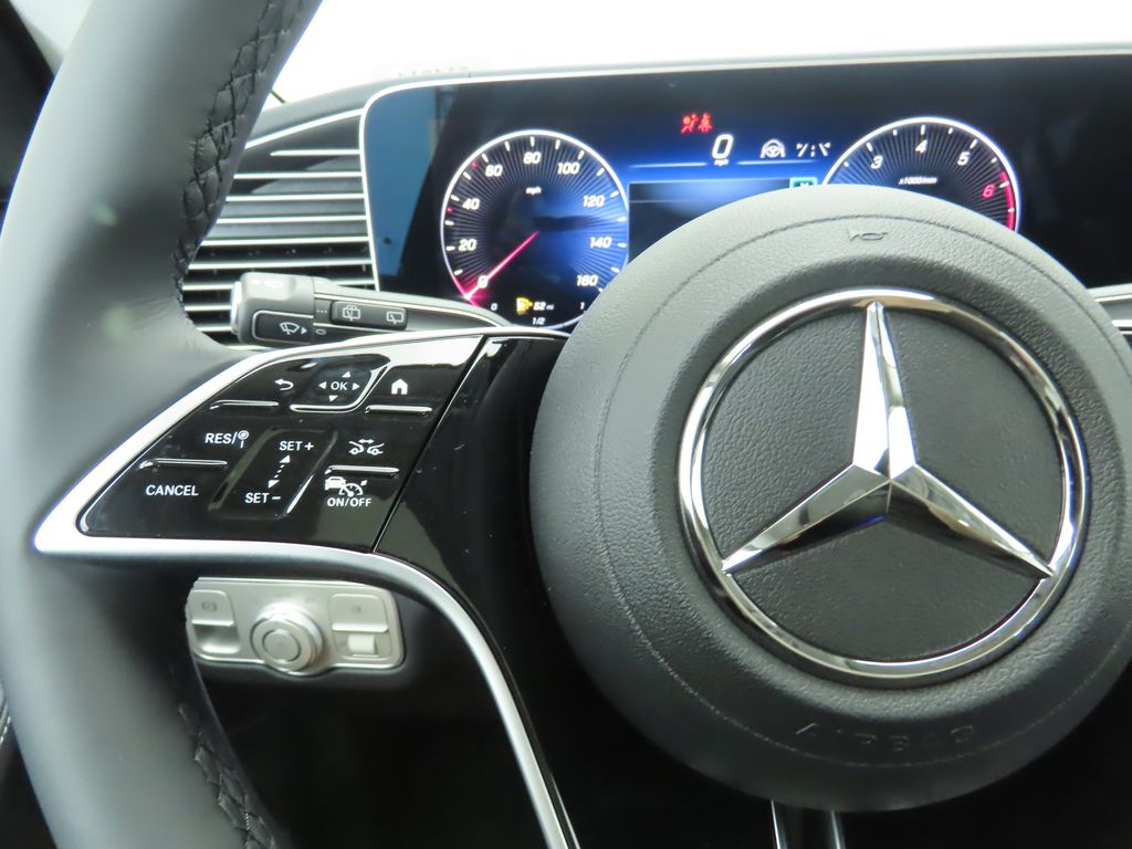 2026 Mercedes Benz GLS 450 4MATIC photo 11