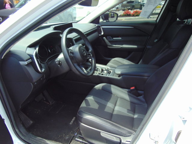 2023 Mazda CX-50 2.5 Select photo 4