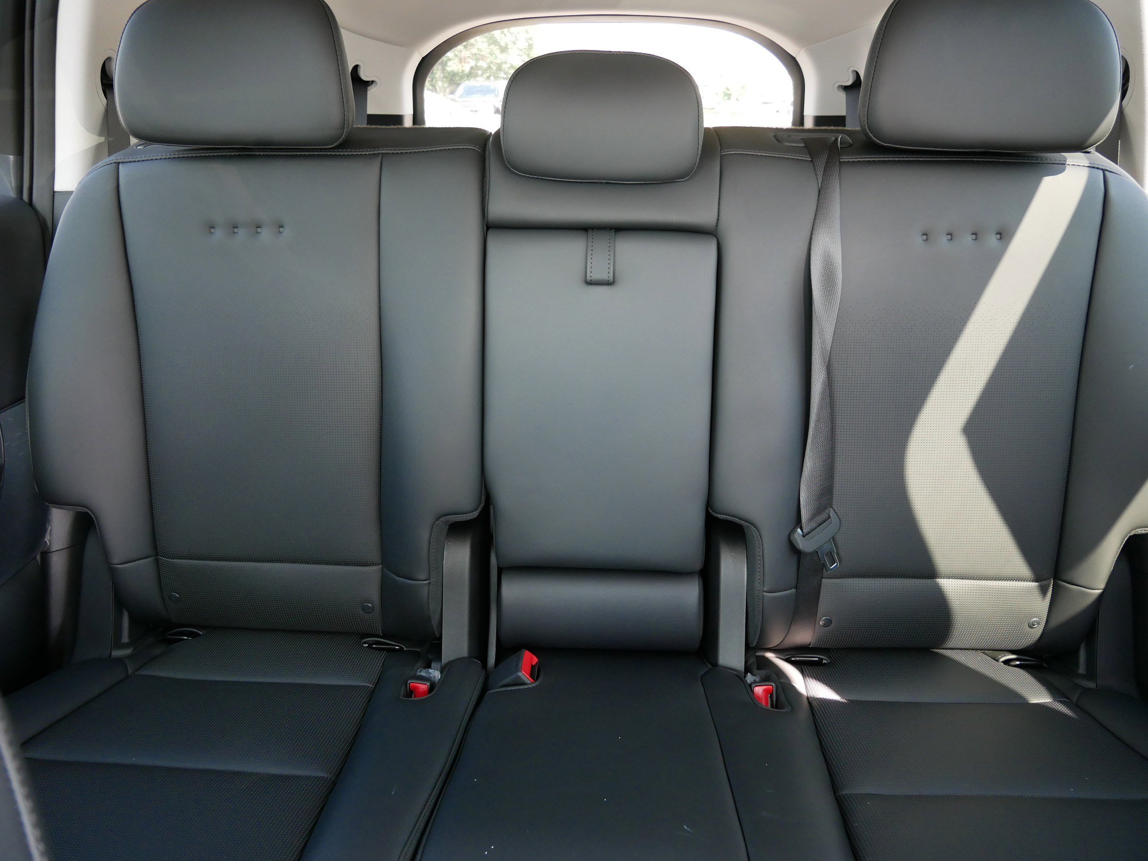 2026 Hyundai Ioniq SEL photo 6
