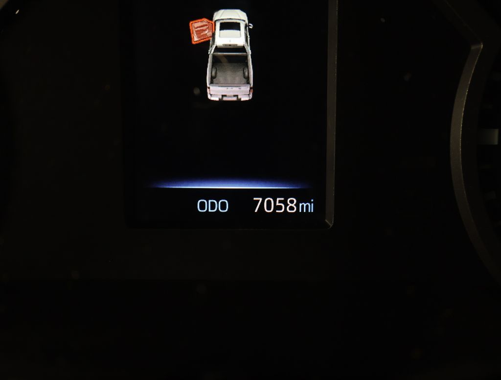 2025 Toyota Tundra SR5 photo 10