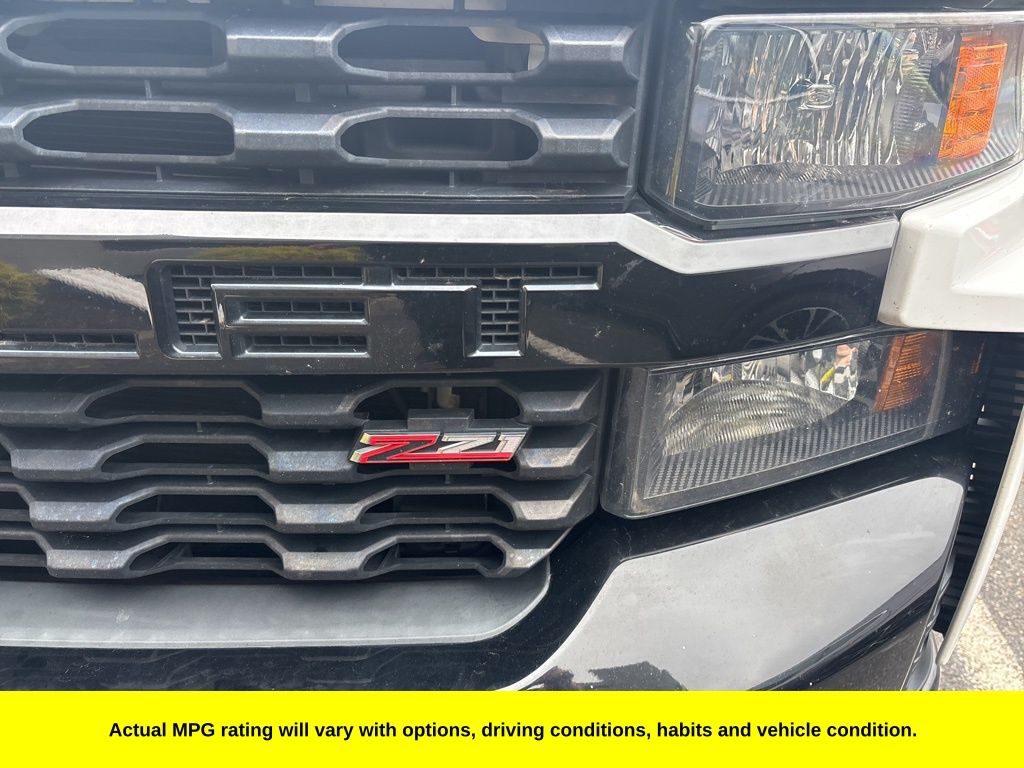 2019 Chevrolet Silverado 1500 Custom Trail Boss photo 4