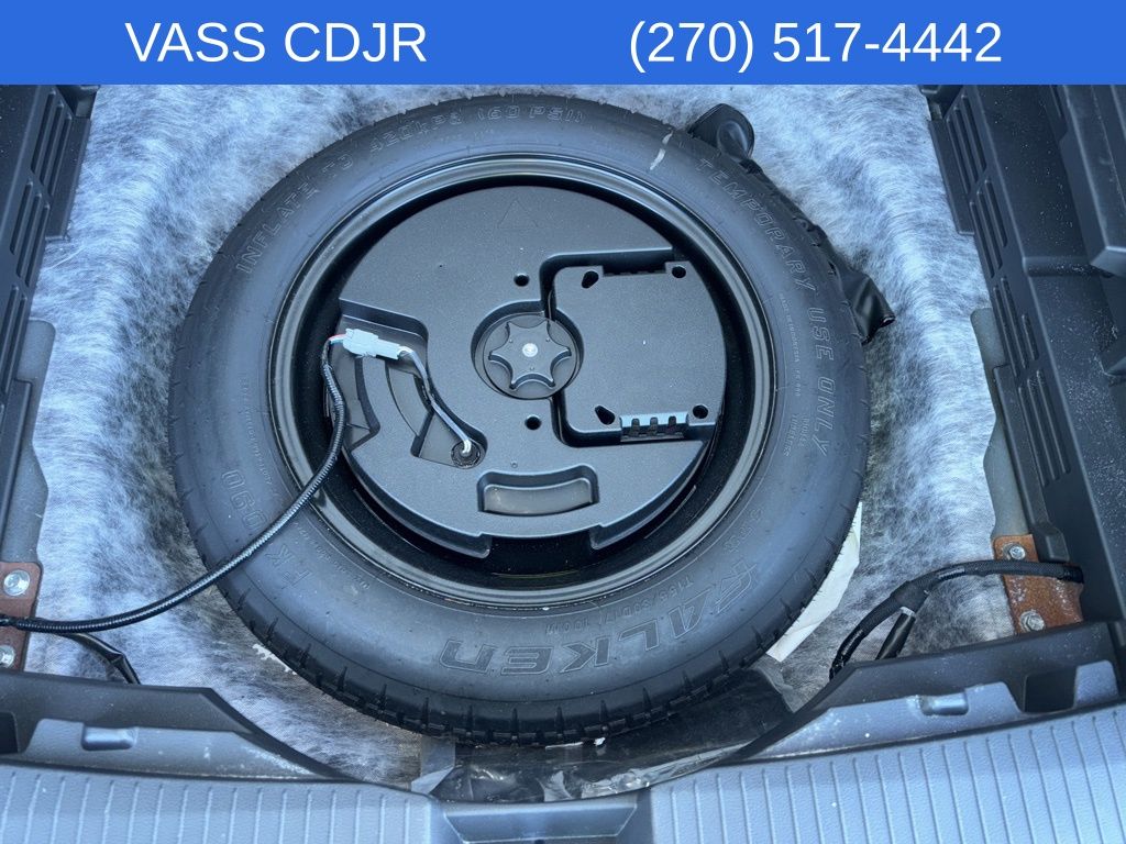 2023 Nissan Rogue SV photo 33
