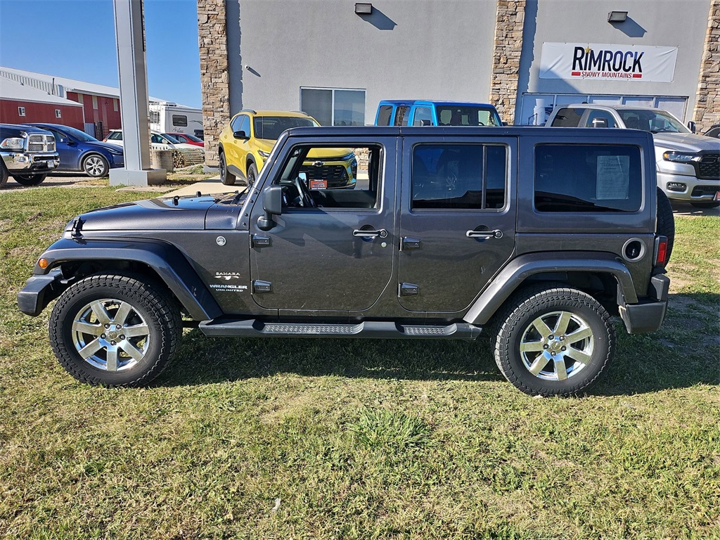 2016 Jeep Wrangler Unlimited Sahara photo 15