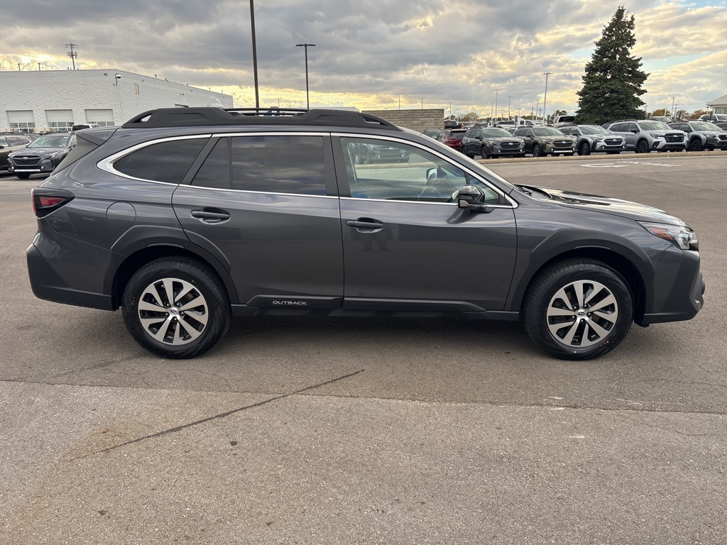 2023 Subaru Outback Premium photo 2