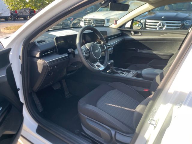 2025 Kia K5 LXS photo 7