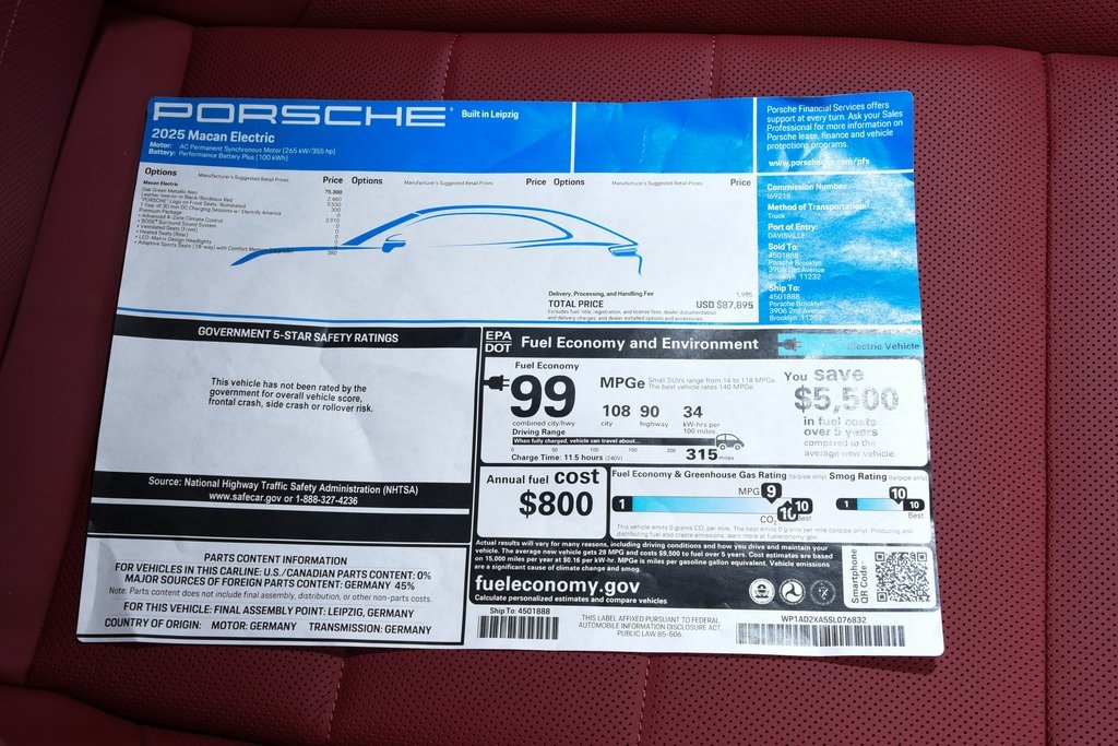 2025 Porsche Macan Electric photo 39