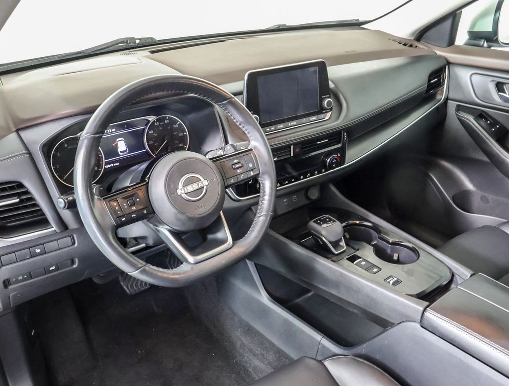 2023 Nissan Rogue SV photo 6