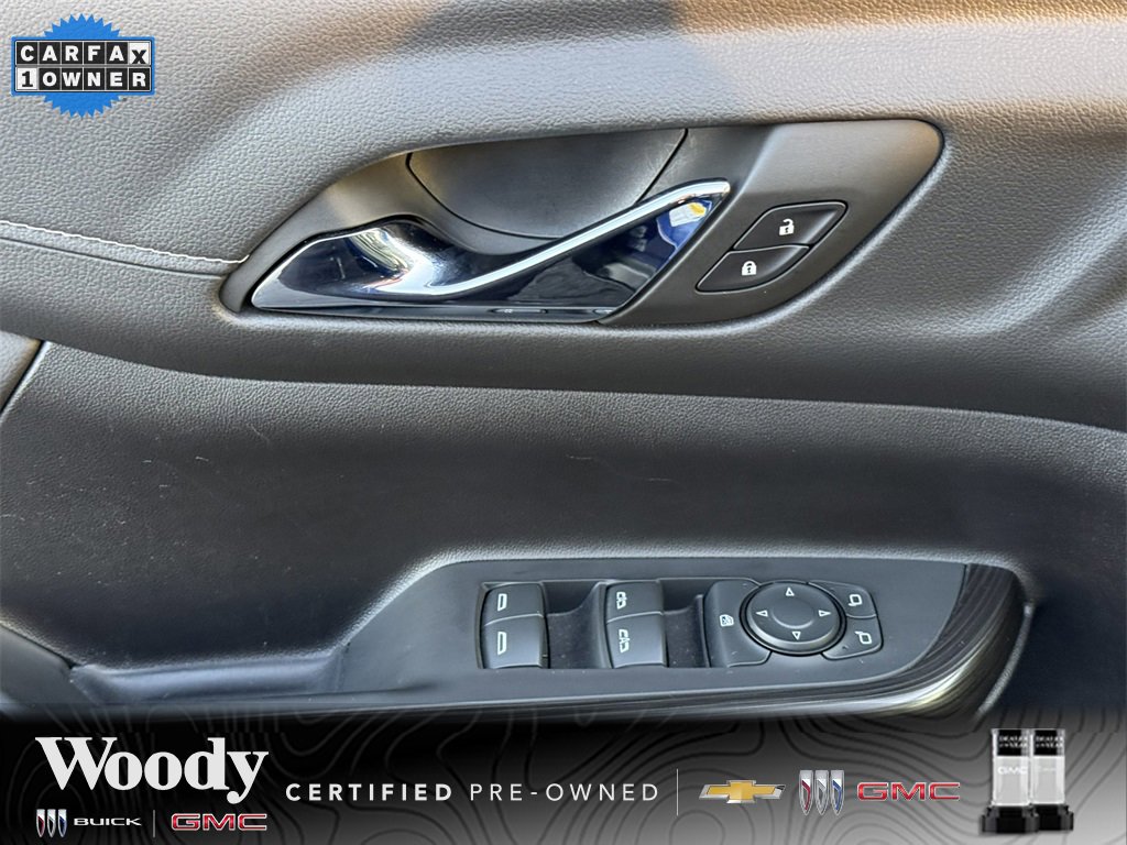 2023 GMC ACADIA - Image 13