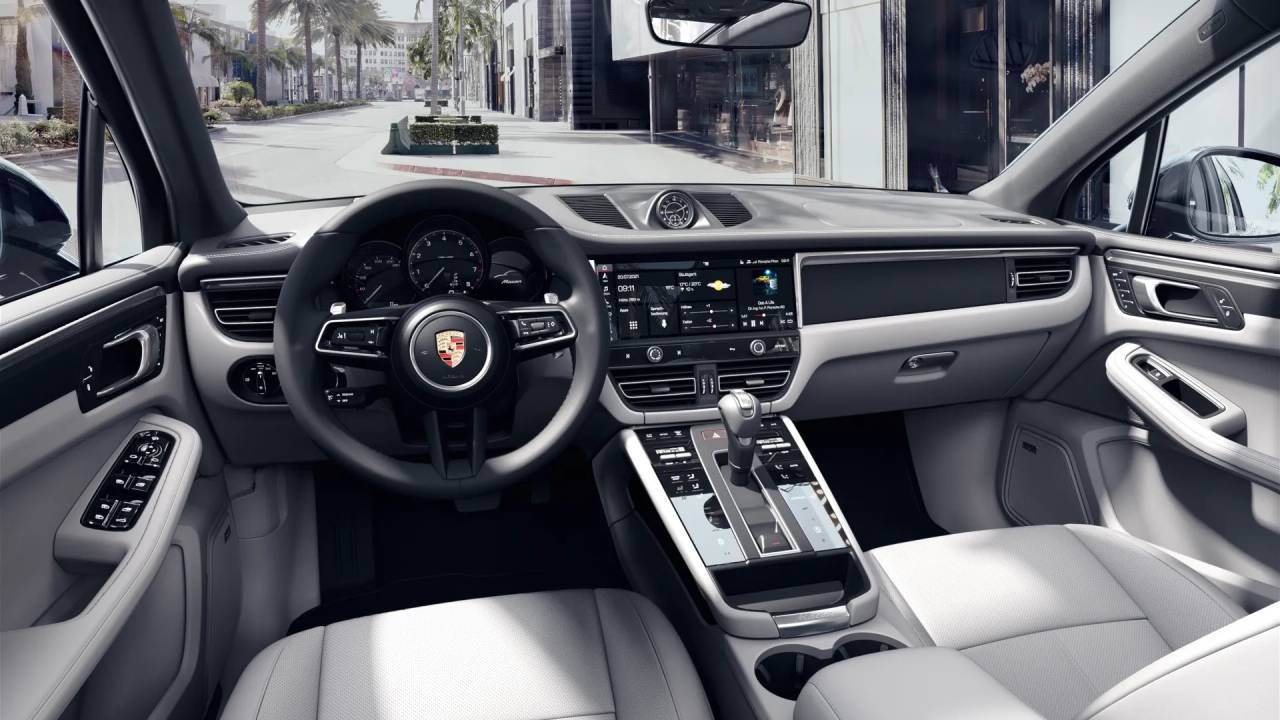 2025 Porsche Macan T photo 5