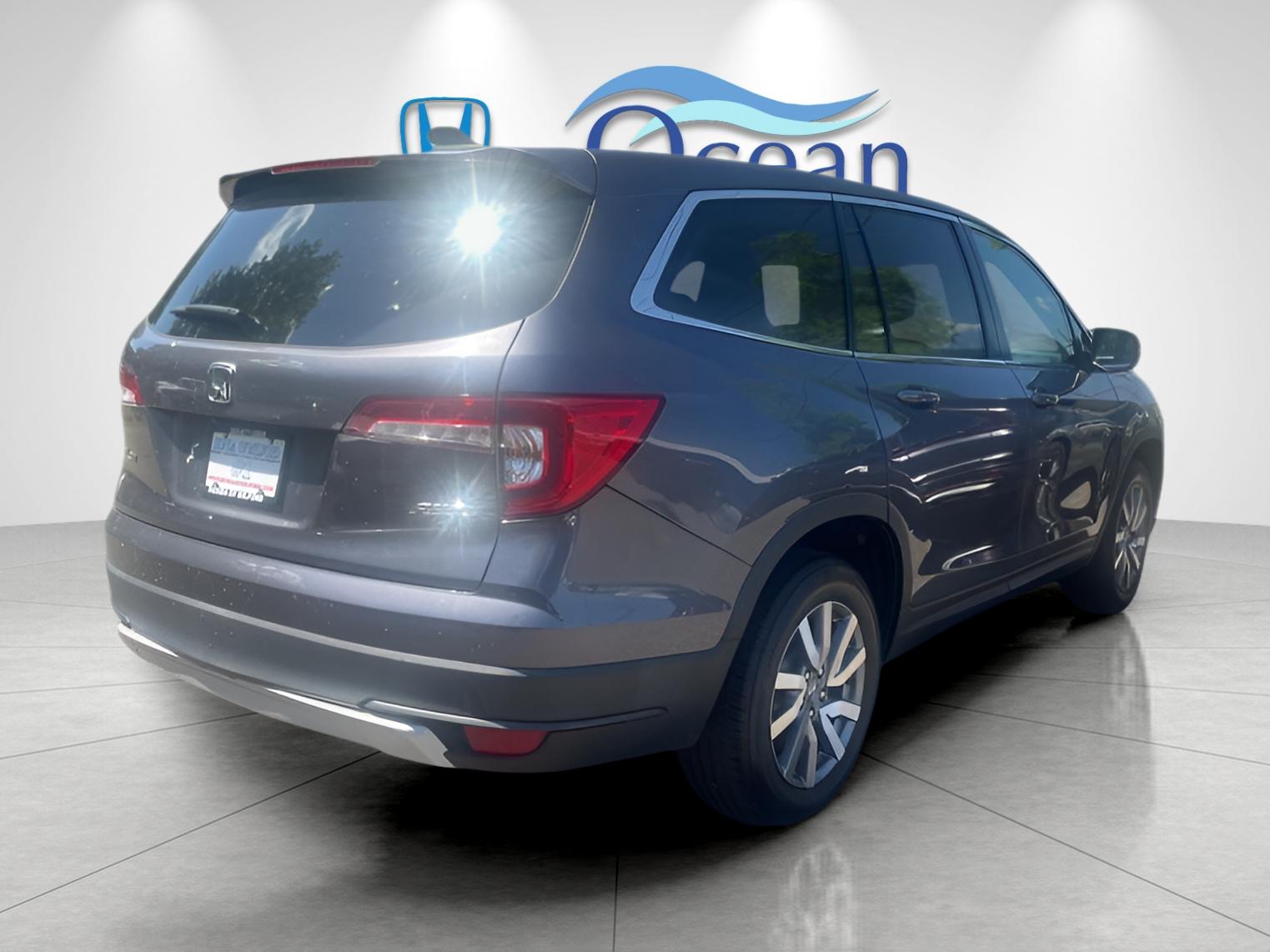 2022 Honda Pilot EX-L photo 2