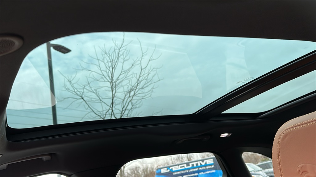 2026 Jaguar F-PACE P400 R-Dynamic S photo 12