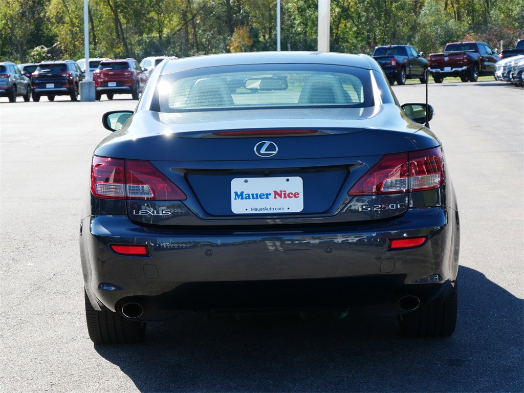 2010 Lexus IS 250C photo 4
