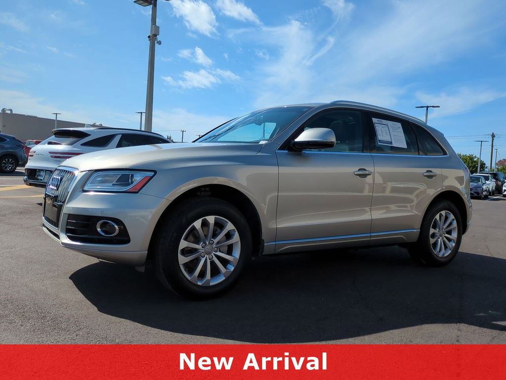 2016 Audi Q5 45 Premium Plus's photo