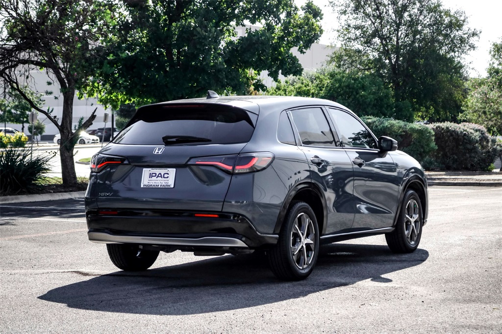 2024 Honda HR-V EX-L photo 4