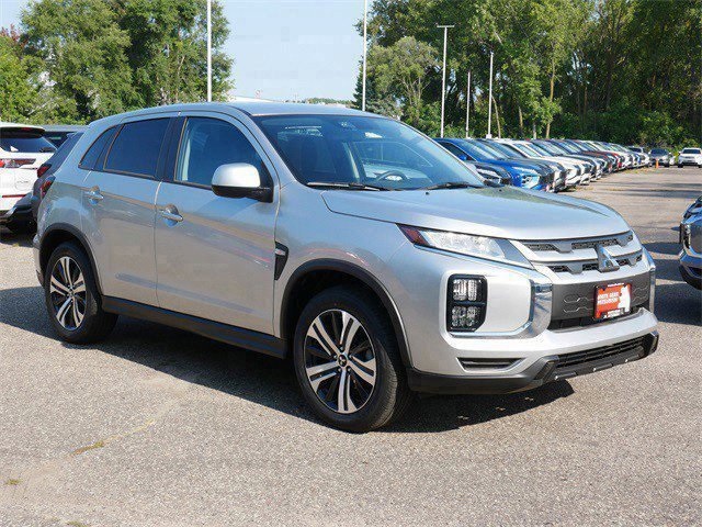 2025 Mitsubishi Outlander Sport ES's photo