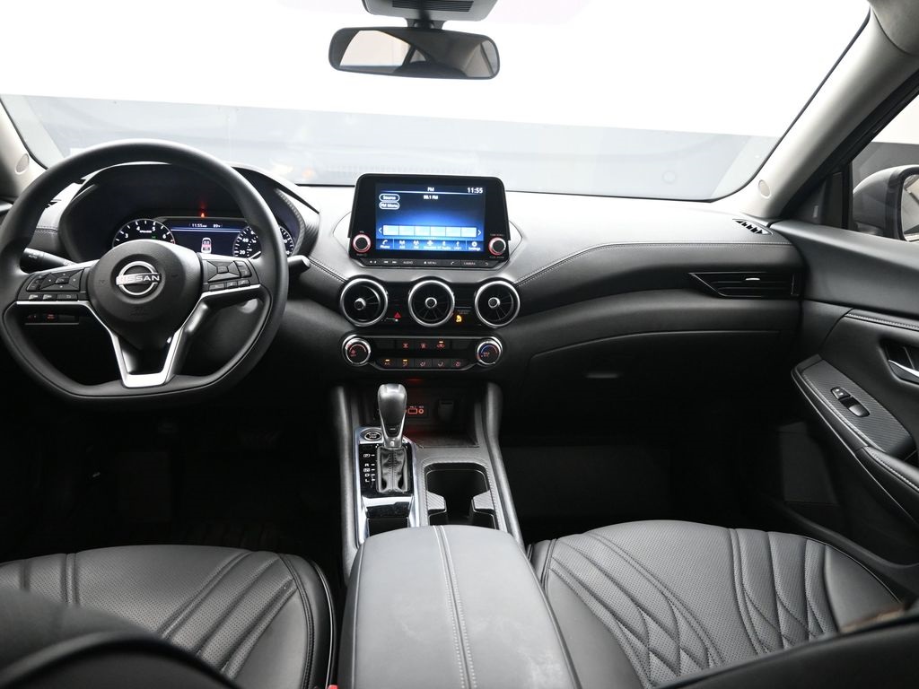 2025 Nissan Sentra SV photo 13