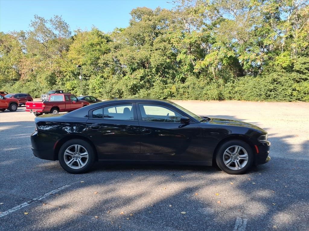 2022 Dodge Charger SXT photo 5
