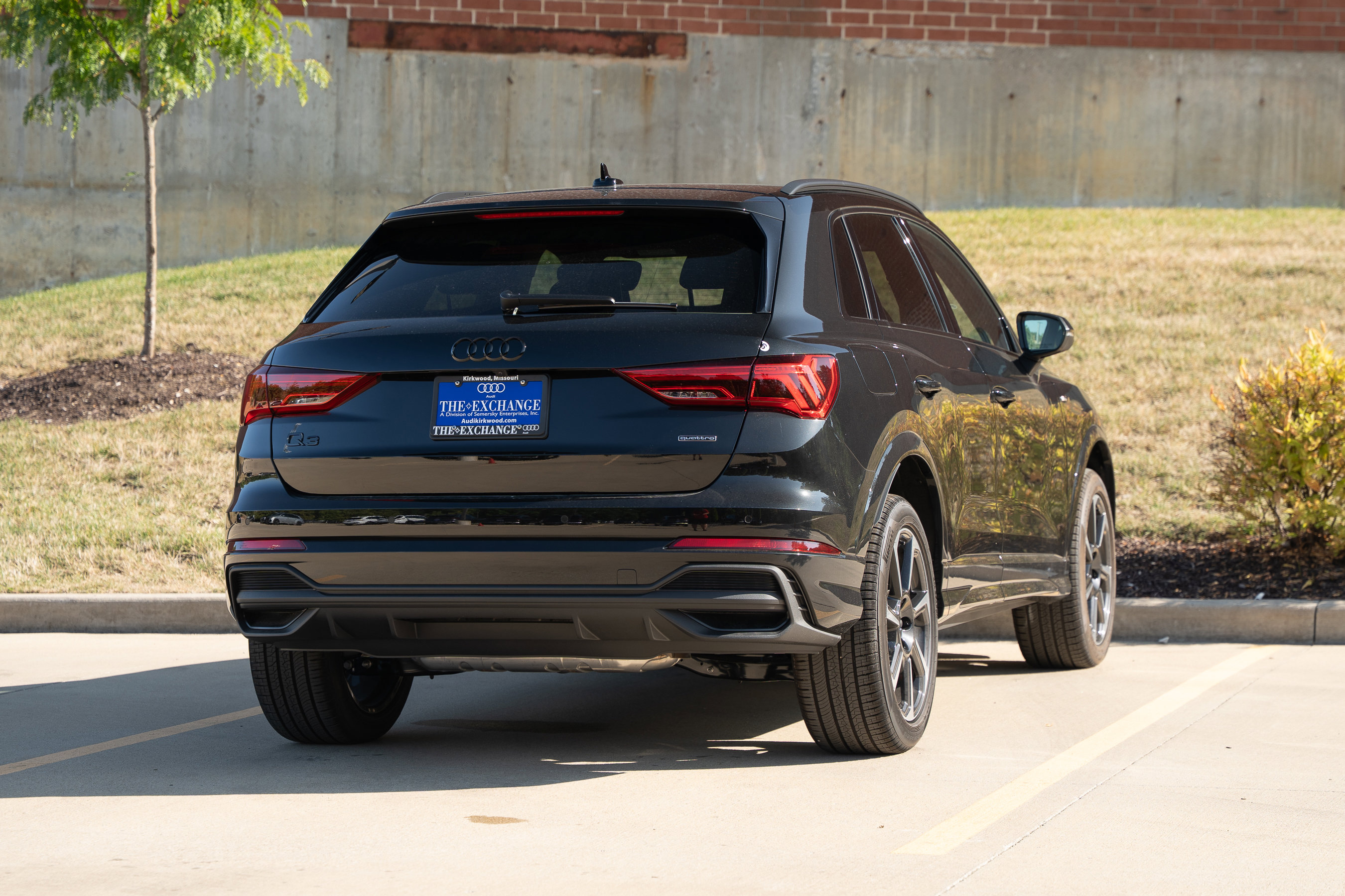 2025 Audi Q3 S line Premium Plus photo 3
