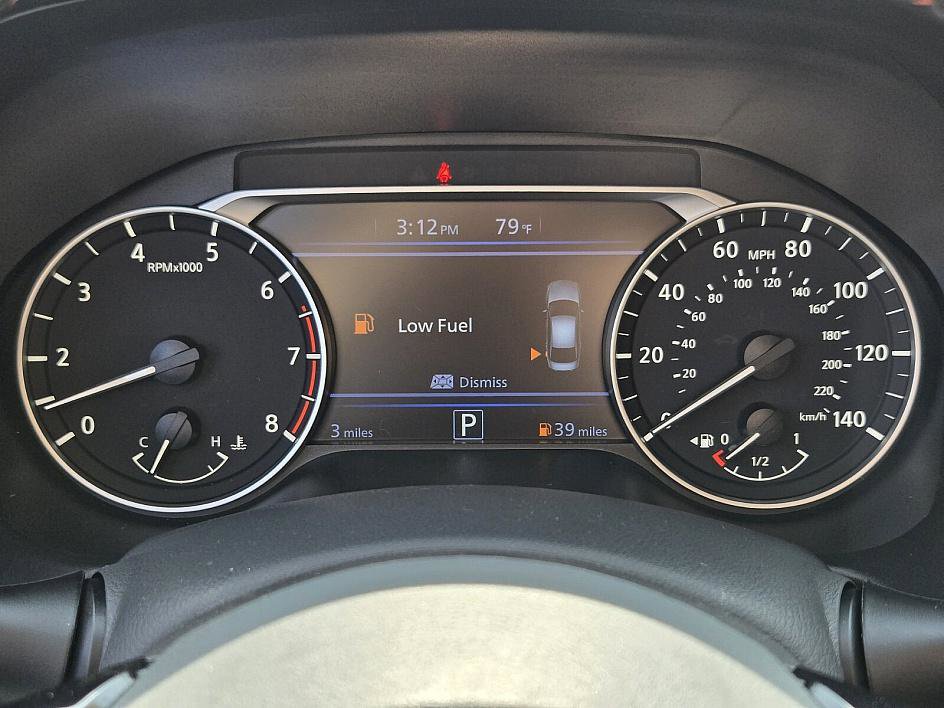 2025 Nissan Altima SR photo 18