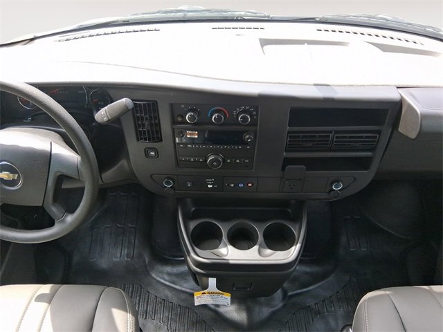 2025 Chevrolet Express Cargo 2500 photo 11