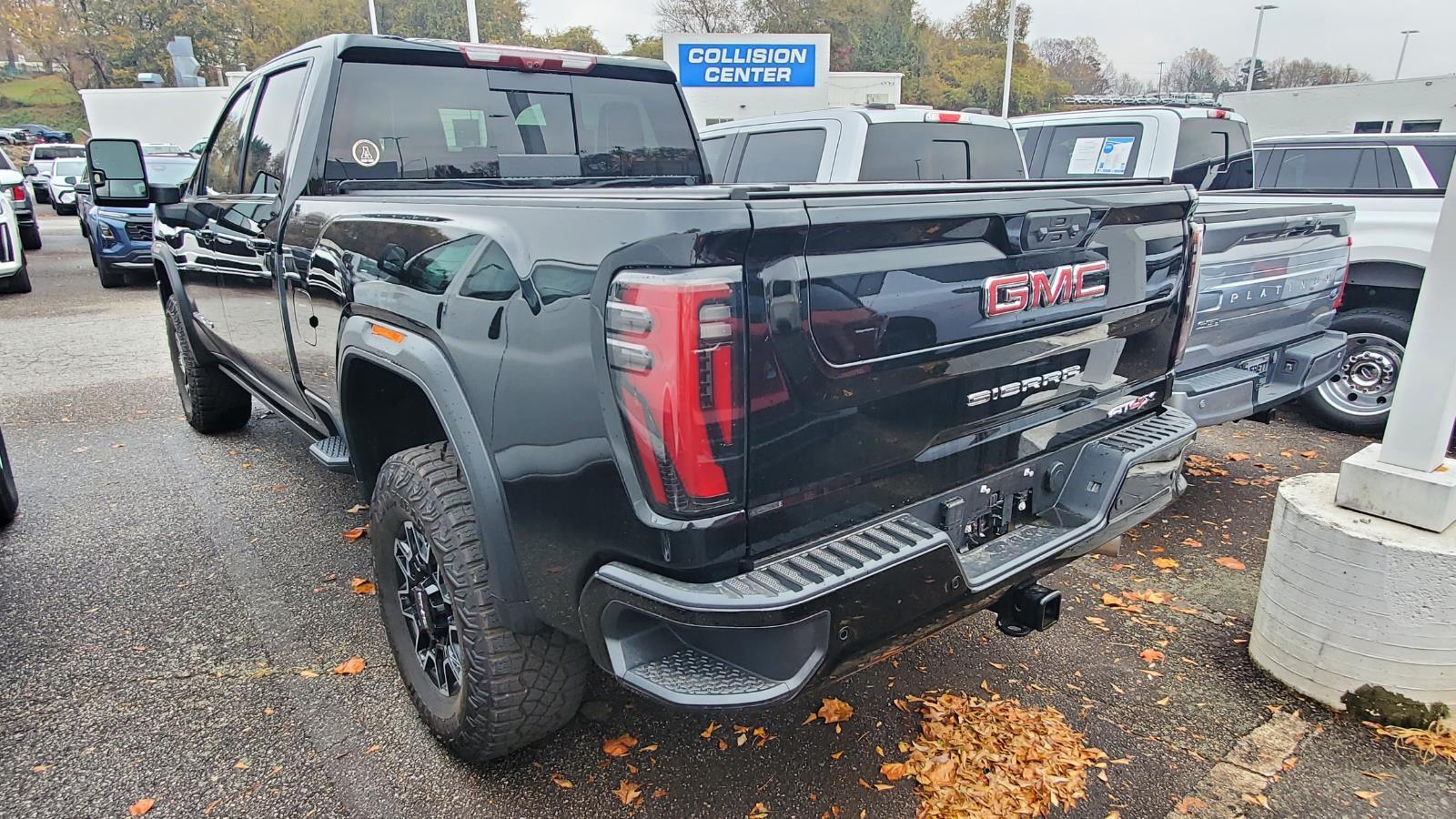 2026 Gmc Sierra 2500 HD AT4X photo 3