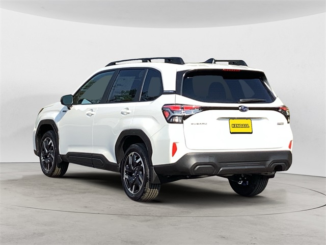 2025 Subaru Forester Premium photo 2