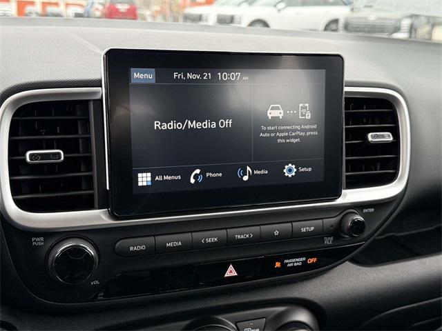 2026 Hyundai Venue SEL photo 2