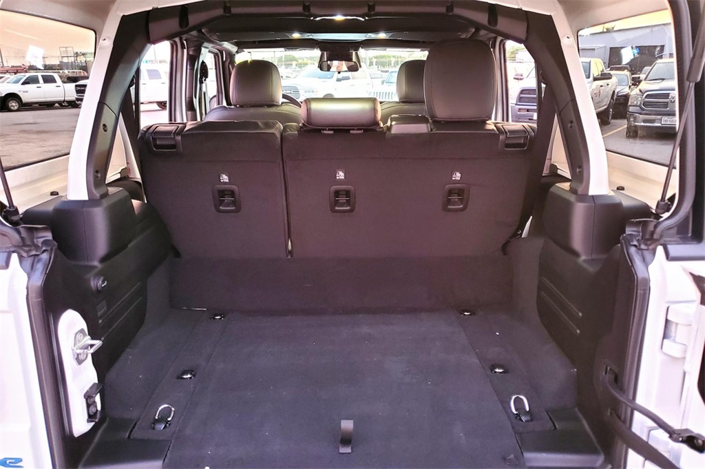 2025 Jeep Wrangler Willys 4xe photo 17